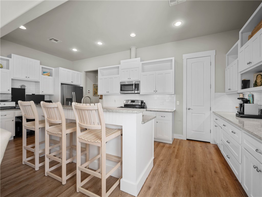 513 Traylor Boulevard Rockport TX 78382