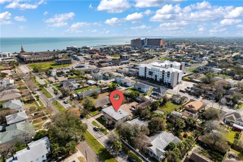 901 Furman Avenue Corpus Christi TX 78404