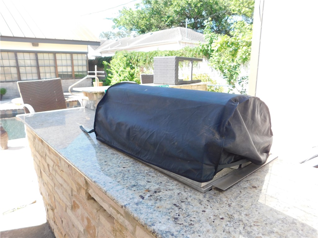 325 Del Mar Boulevard Corpus Christi TX 78404