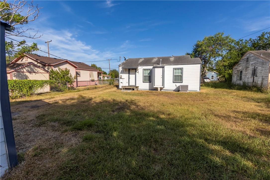 2805 Niagara Street Corpus Christi TX 78405
