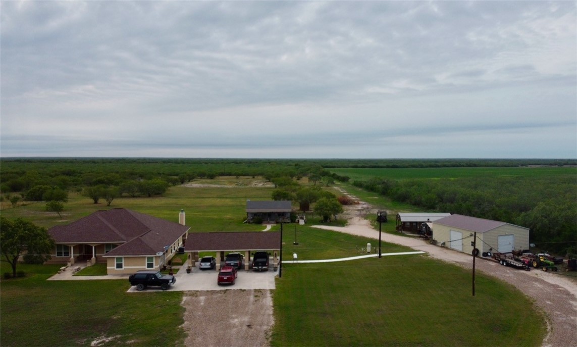 527 Coyote Ranch (pvt) Rd, Alice TX 78332