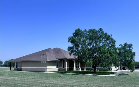 527 Coyote Ranch (pvt) Rd, Alice TX 78332