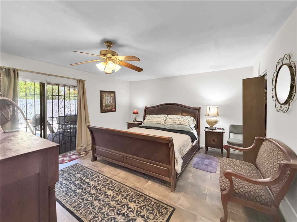 4421 Gaines Street 4 Corpus Christi TX 78412
