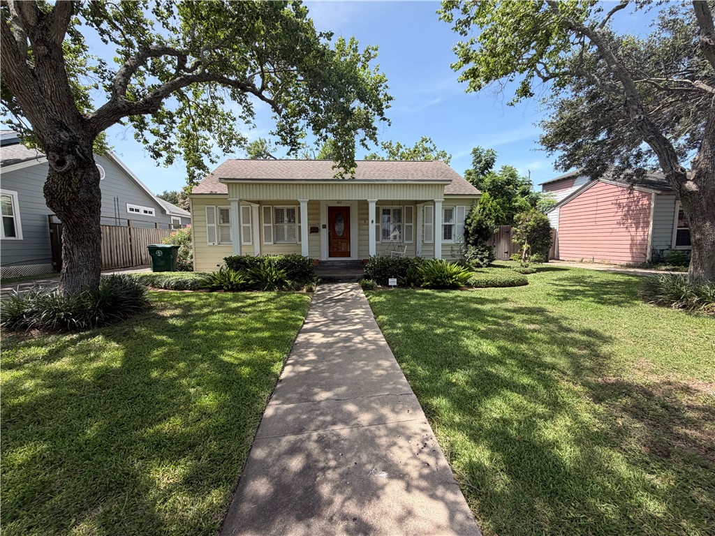 320 Foster Drive Corpus Christi TX 78404