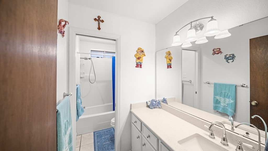 3734 Locke Corpus Christi TX 78415