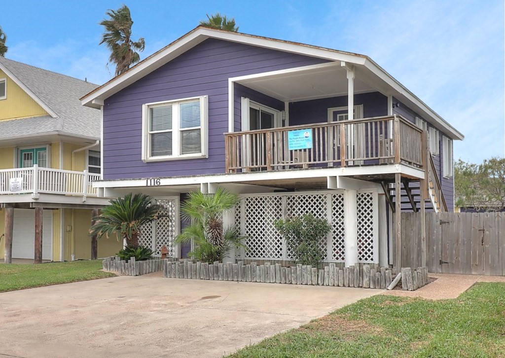 1116 S Station Street Port Aransas TX 78373