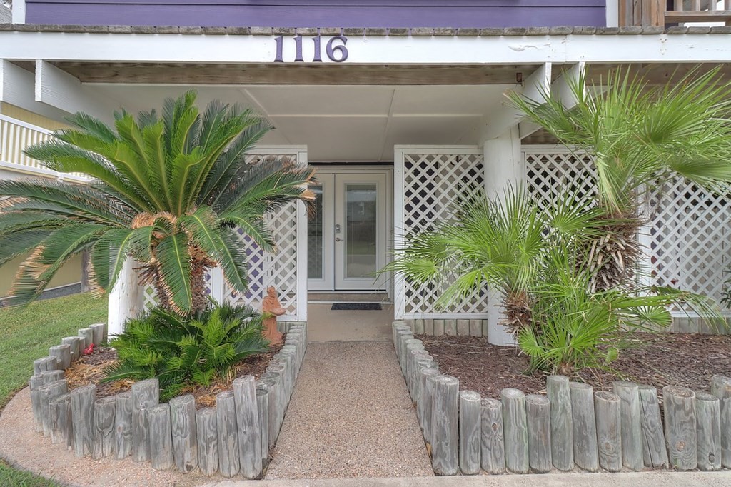 1116 S Station Street Port Aransas TX 78373