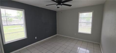 1013 Evergreen Street Mathis TX 78368