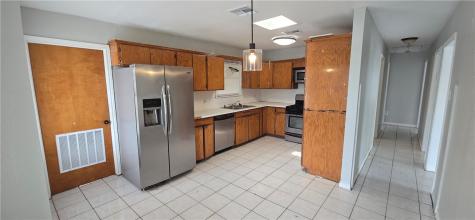 1013 Evergreen Street Mathis TX 78368