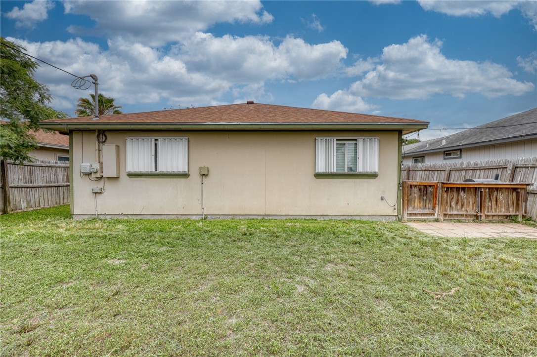 13205 Oglethorpe Drive Corpus Christi TX 78410