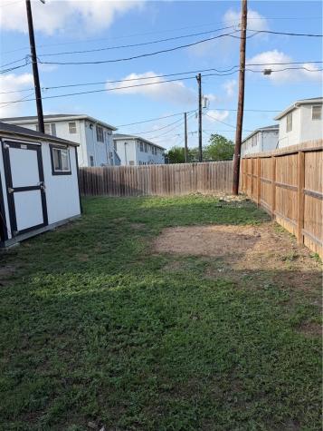 1430 Shely Street Corpus Christi TX 78404