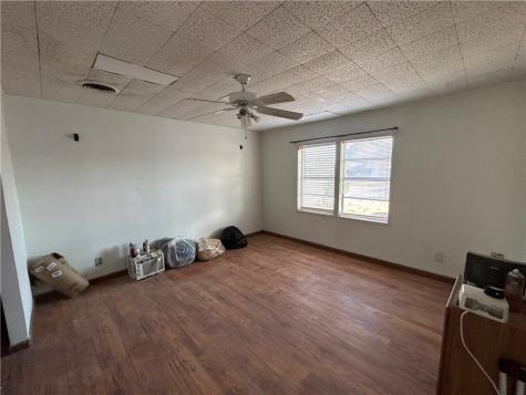 516 Stinson Street Freer TX 78357