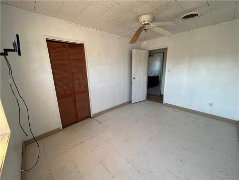 516 Stinson Street Freer TX 78357