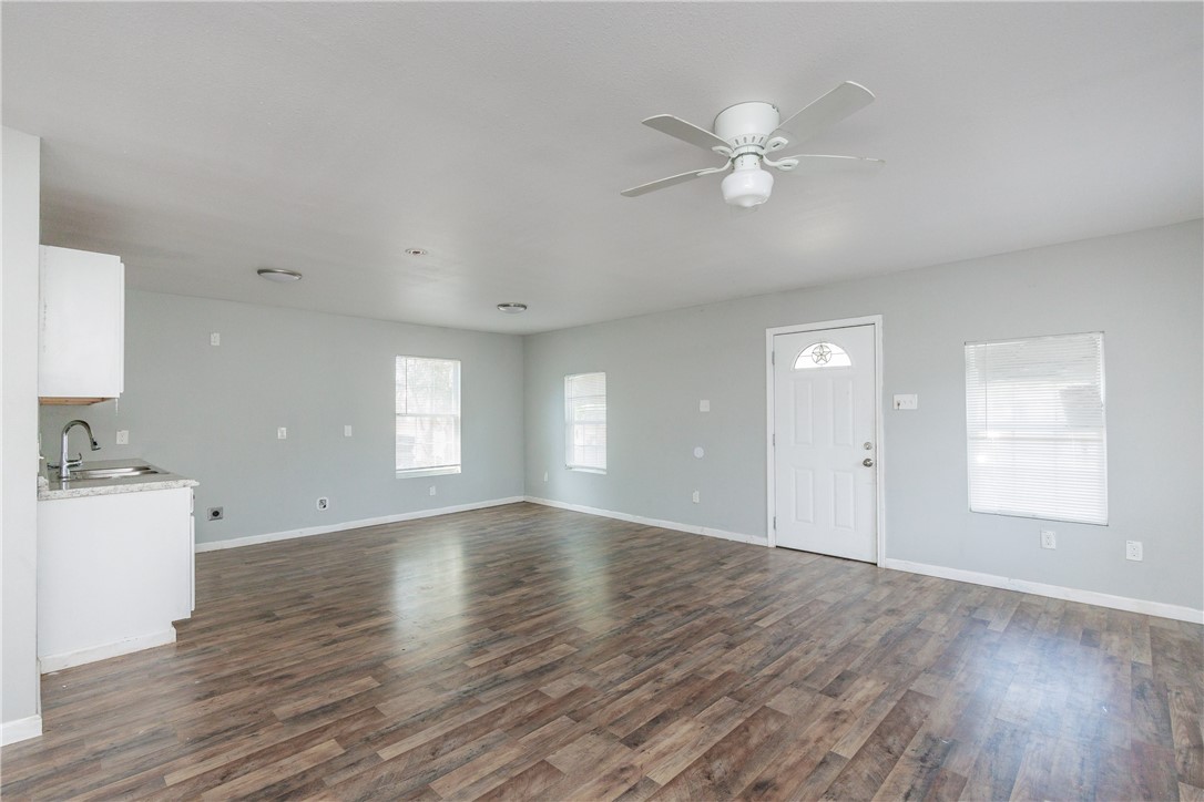 810 11th Street Corpus Christi TX 78404