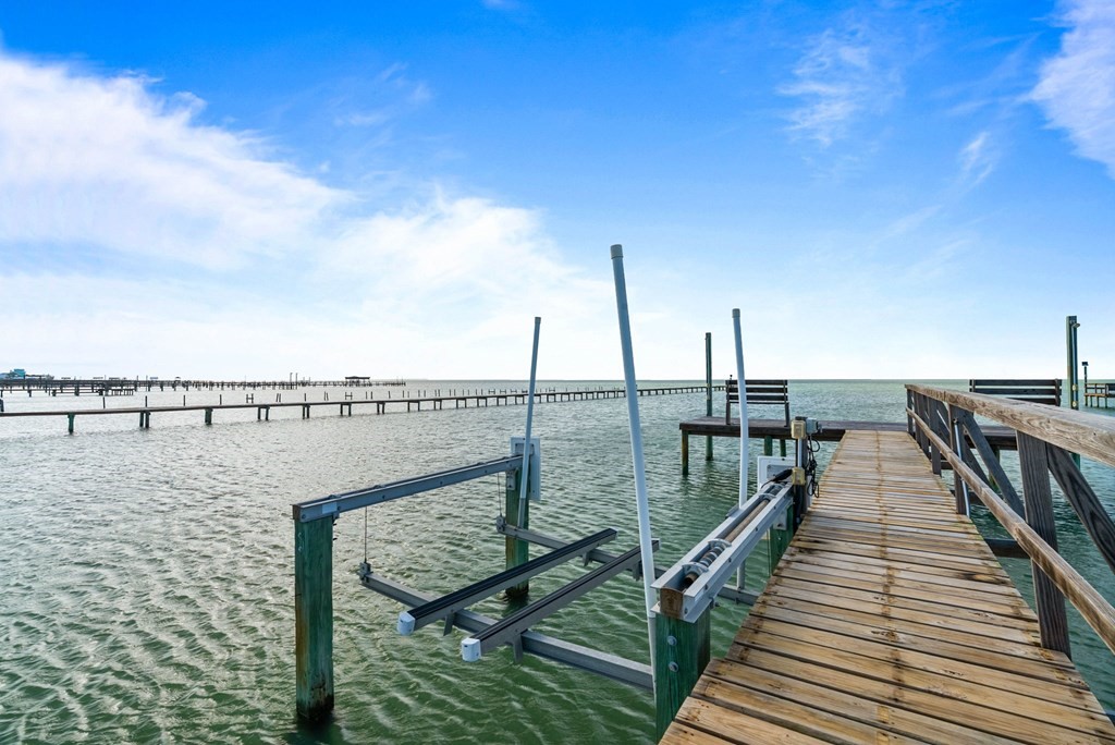 122 Dead Ends Drive Rockport TX 78382