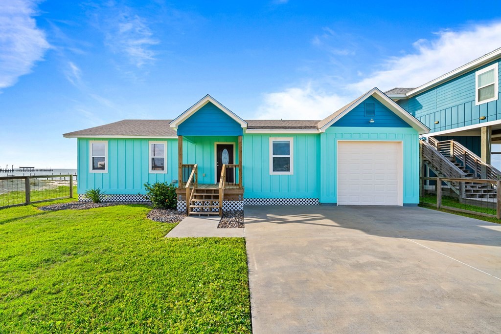 122 Dead Ends Drive Rockport TX 78382