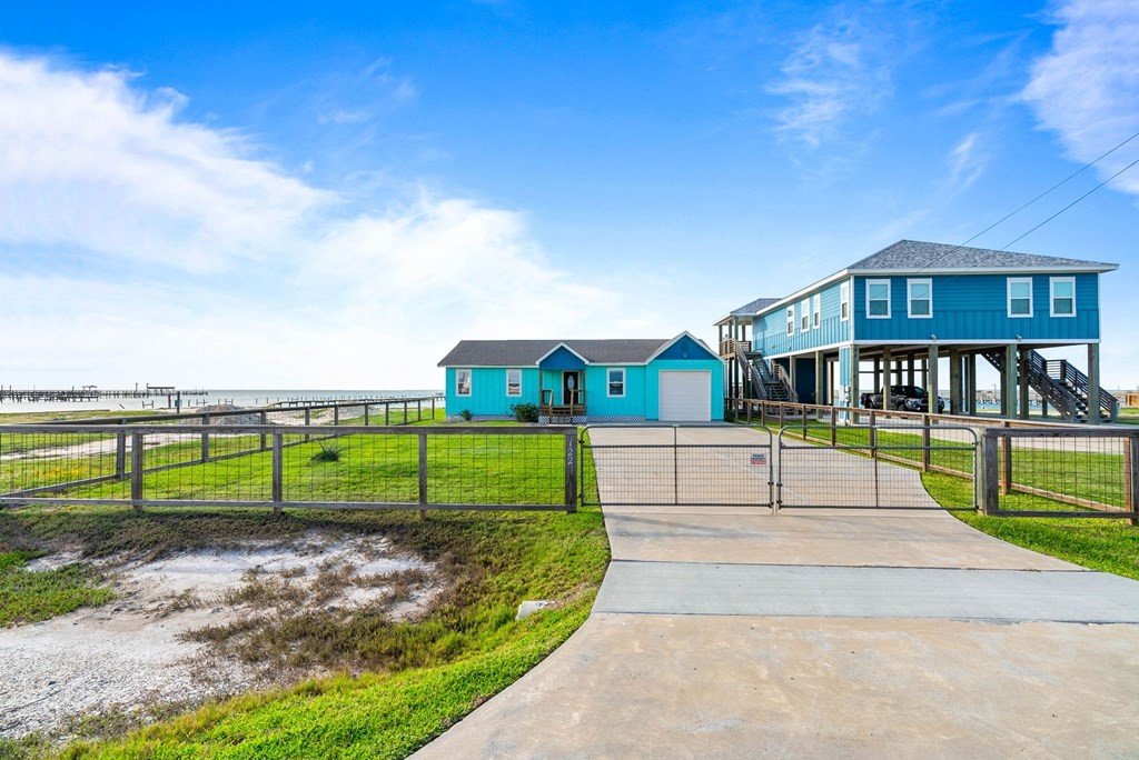 122 Dead Ends Drive Rockport TX 78382