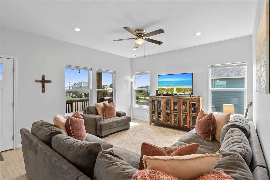 43 Copano Ridge Rockport TX 78382