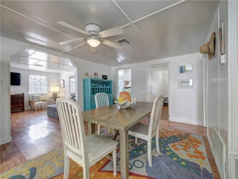 419 E Cotter Avenue Port Aransas TX 78373