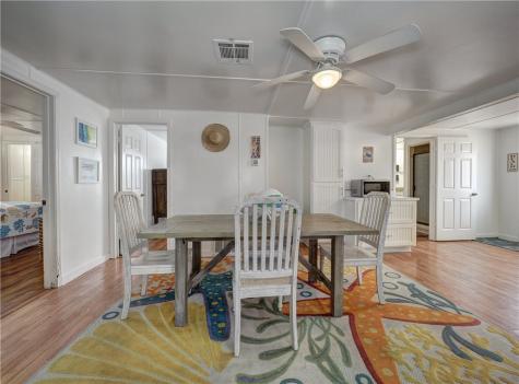 419 E Cotter Avenue Port Aransas TX 78373