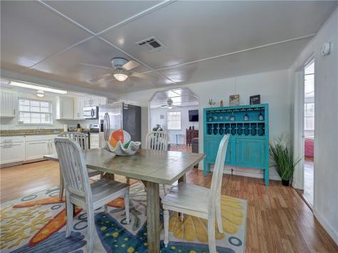 419 E Cotter Avenue Port Aransas TX 78373