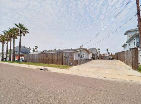 419 E Cotter Avenue Port Aransas TX 78373