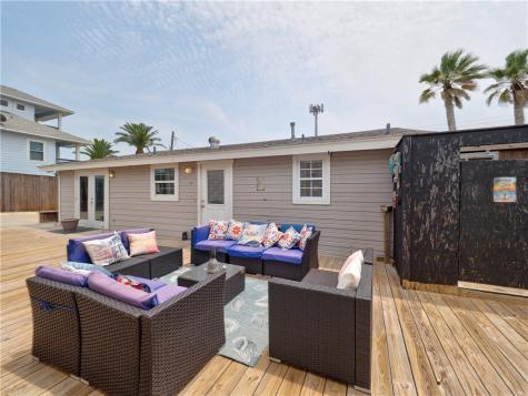 419 E Cotter Avenue Port Aransas TX 78373