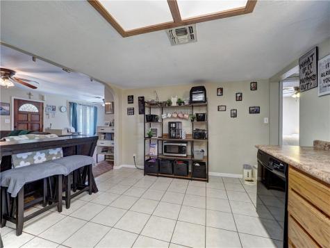 330 S Saunders Street Aransas Pass TX 78336