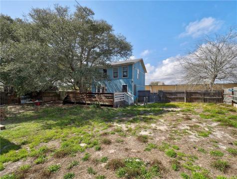 330 S Saunders Street Aransas Pass TX 78336