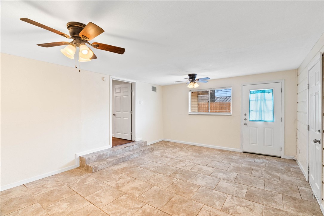533 Naples Street Corpus Christi TX 78404