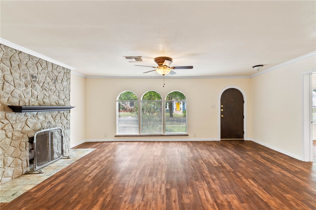 533 Naples Street Corpus Christi TX 78404