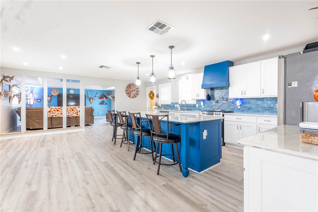 442 Oakdale Drive Corpus Christi TX 78418