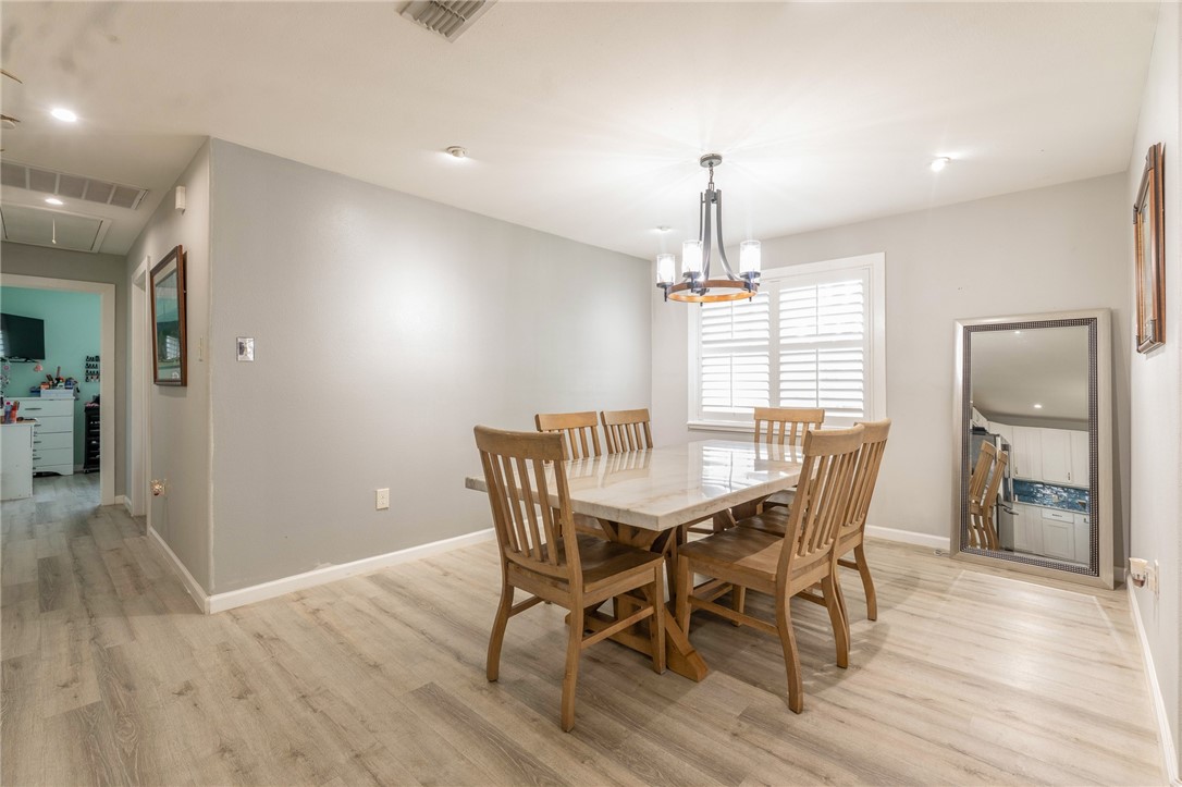 442 Oakdale Drive Corpus Christi TX 78418