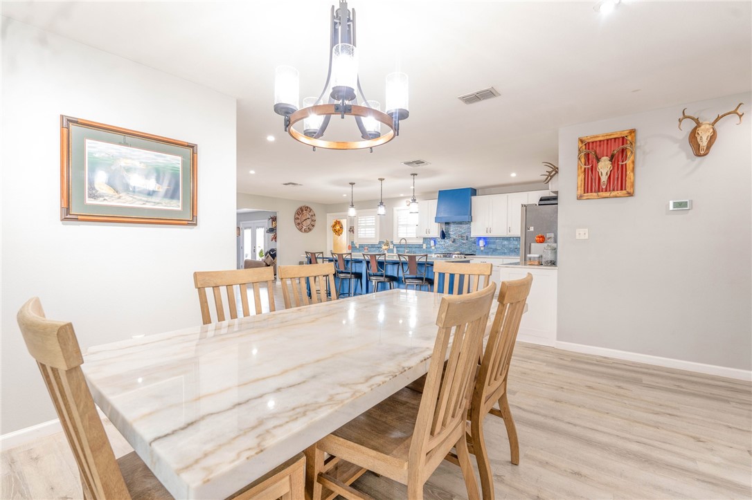 442 Oakdale Drive Corpus Christi TX 78418