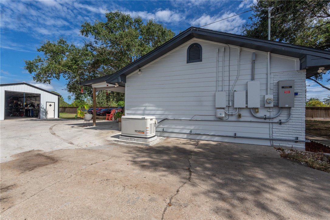 442 Oakdale Drive Corpus Christi TX 78418