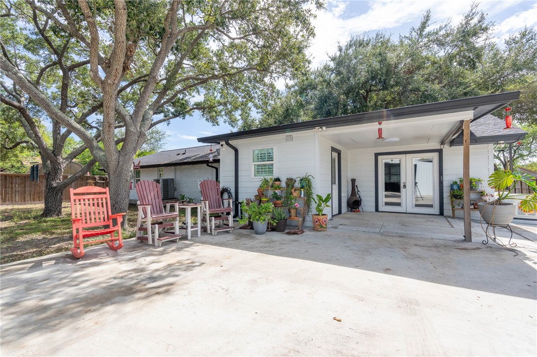 442 Oakdale Drive Corpus Christi TX 78418