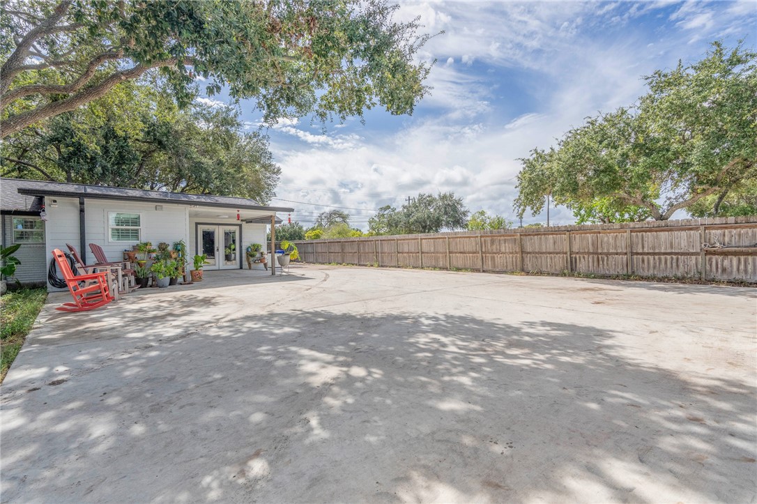 442 Oakdale Drive Corpus Christi TX 78418