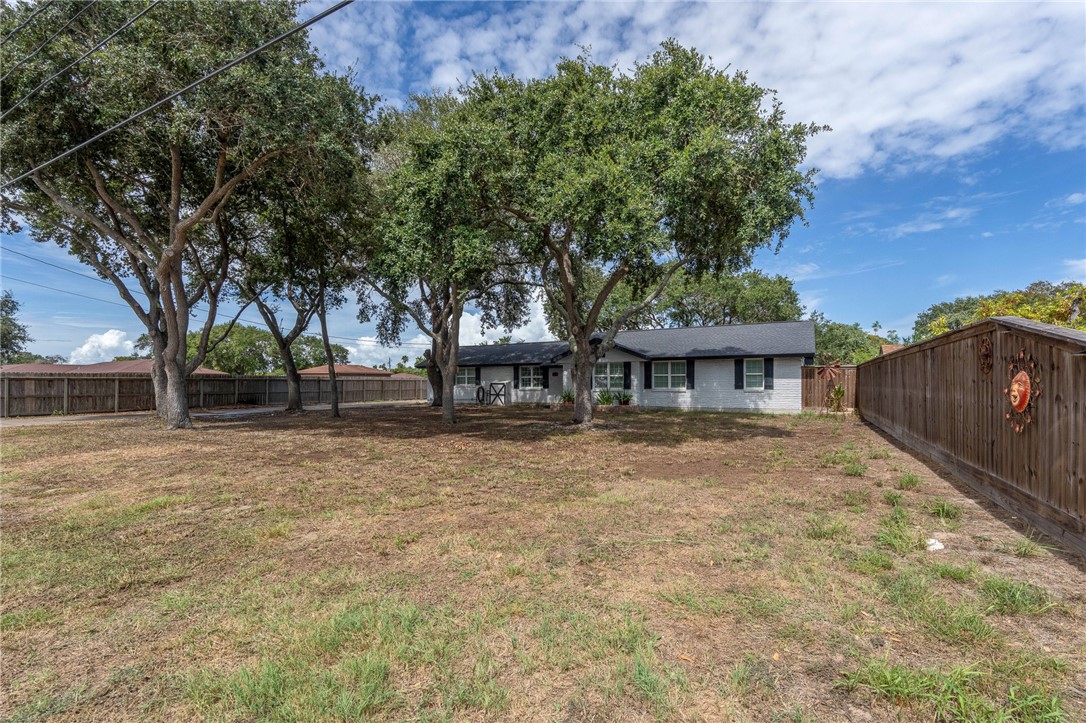 442 Oakdale Drive Corpus Christi TX 78418