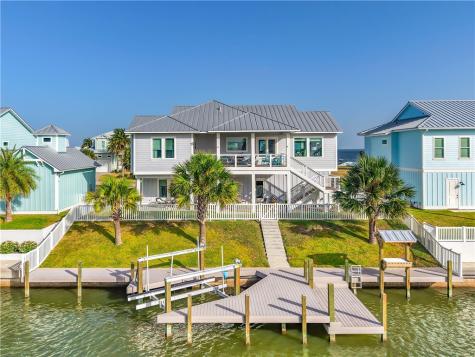 1010 Grand Cayman Court Rockport TX 78382