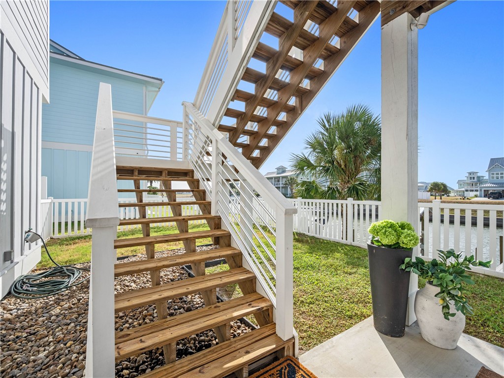 1010 Grand Cayman Court Rockport TX 78382