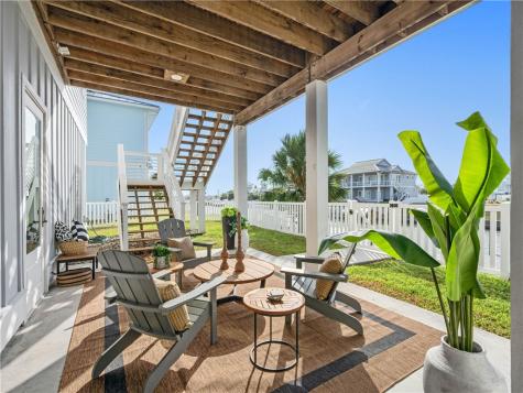 1010 Grand Cayman Court Rockport TX 78382