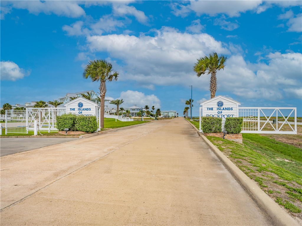 1010 Grand Cayman Court Rockport TX 78382