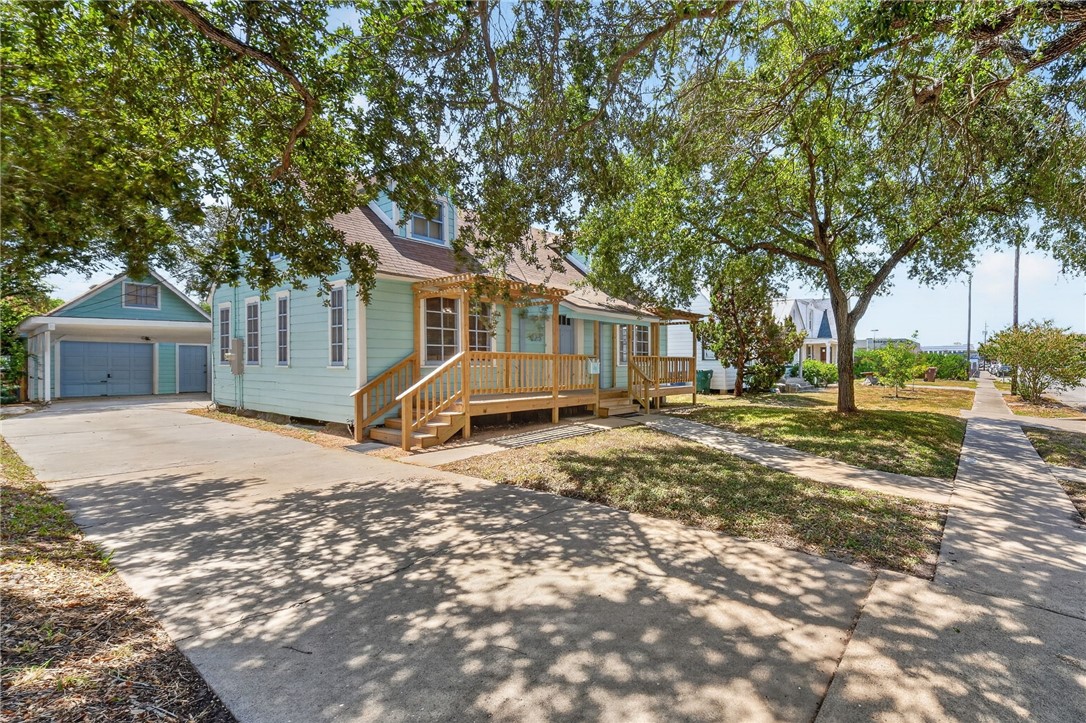 425 Palmero Street Corpus Christi TX 78404