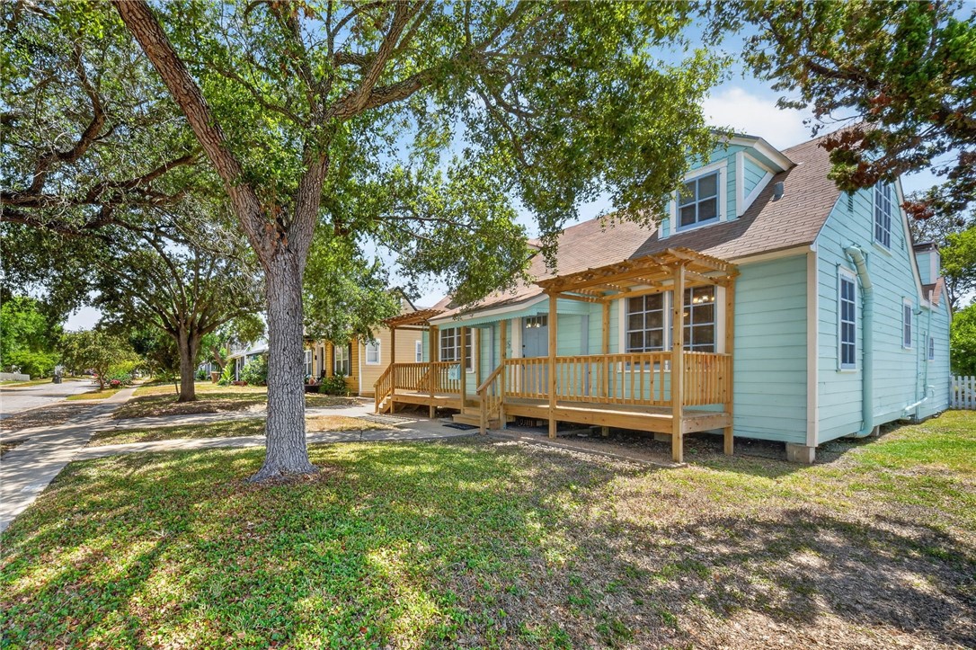 425 Palmero Street Corpus Christi TX 78404