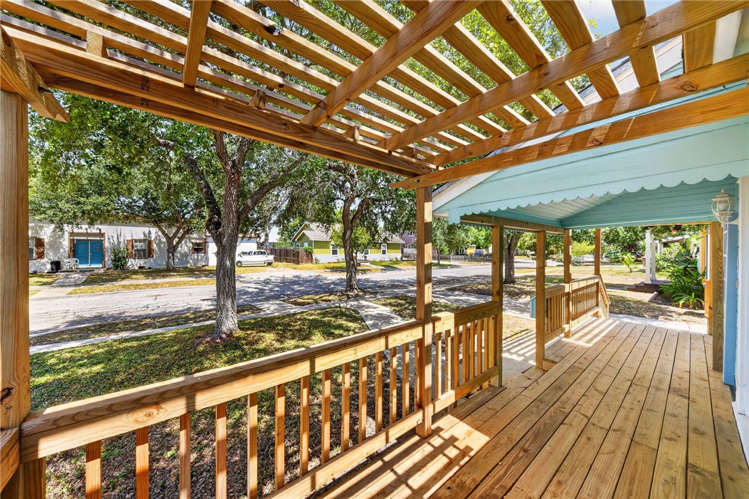 425 Palmero Street Corpus Christi TX 78404