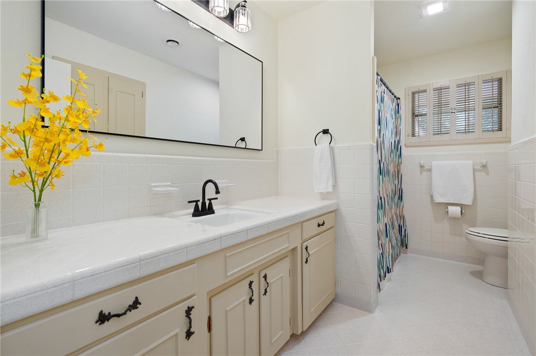 502 Meadowbrook Drive Corpus Christi TX 78412