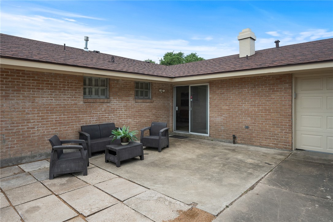 502 Meadowbrook Drive Corpus Christi TX 78412