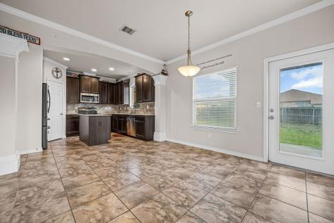 2201 Mangrove Portland TX 78374