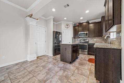 2201 Mangrove Portland TX 78374