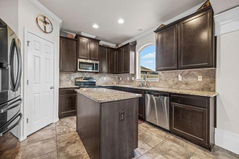 2201 Mangrove Portland TX 78374